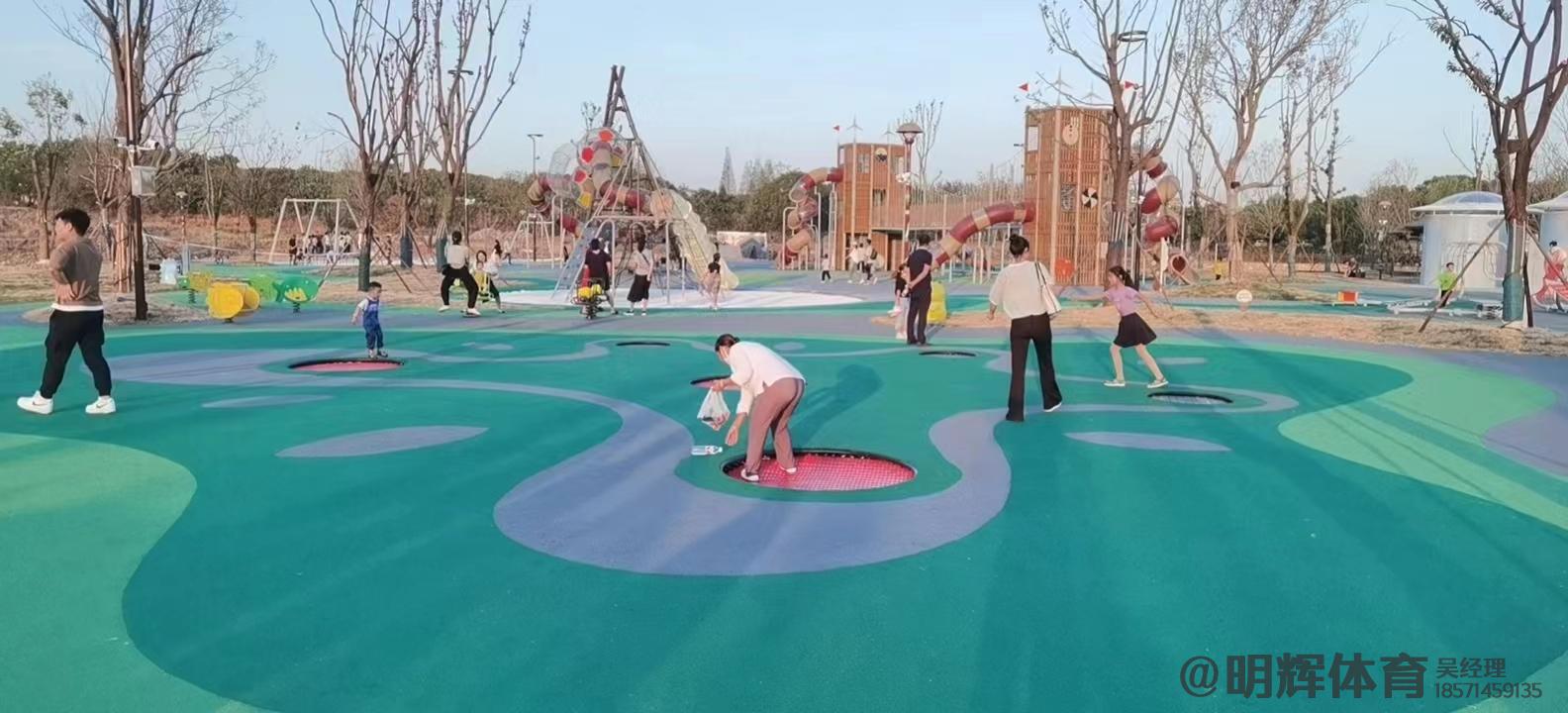 预制型橡胶跑道公园跑道是用什么材料做成的